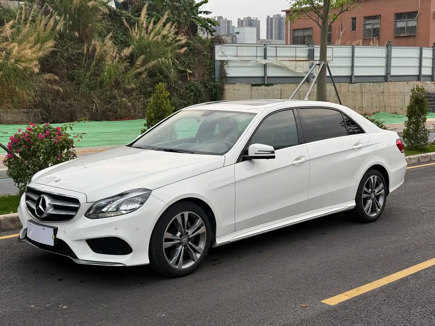 Mercedes-Benz E-Class 2015 E 260 L Sport