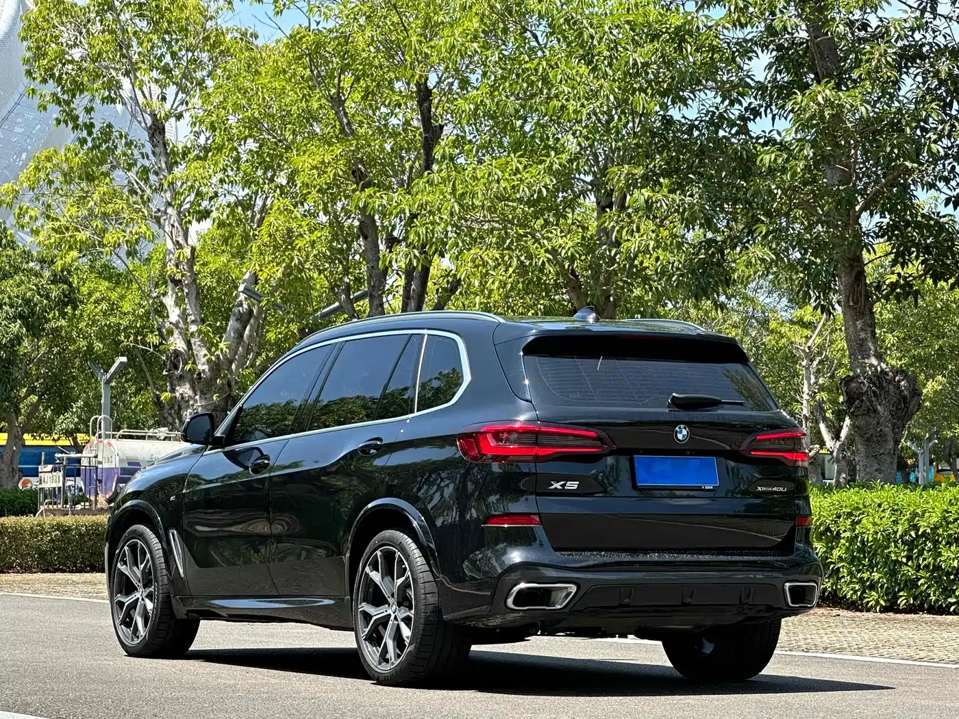 Photo 8 - BMW X5