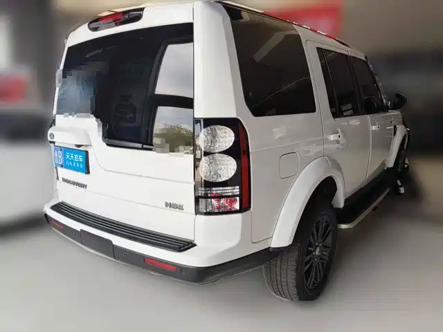 Land Rover Discovery 2016 3.0 SC V6 HSE — фото 5