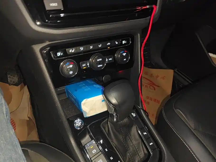 Volkswagen Tiguan L PHEV 2019 430PHEV Hybrid Luxury Edition фото 16