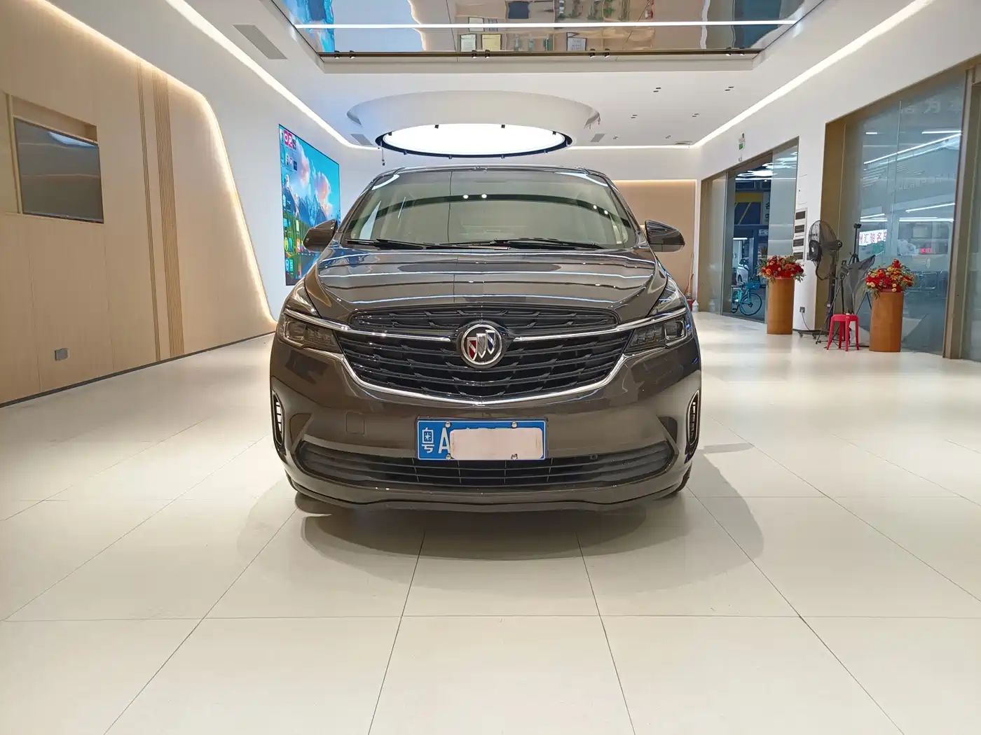 Buick GL8 2020 Model Land Business Class 652T Luxury фото 2