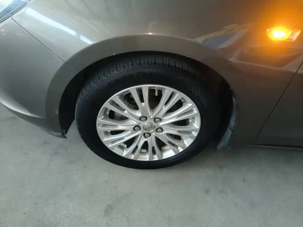 Фото 23 - Buick Excelle