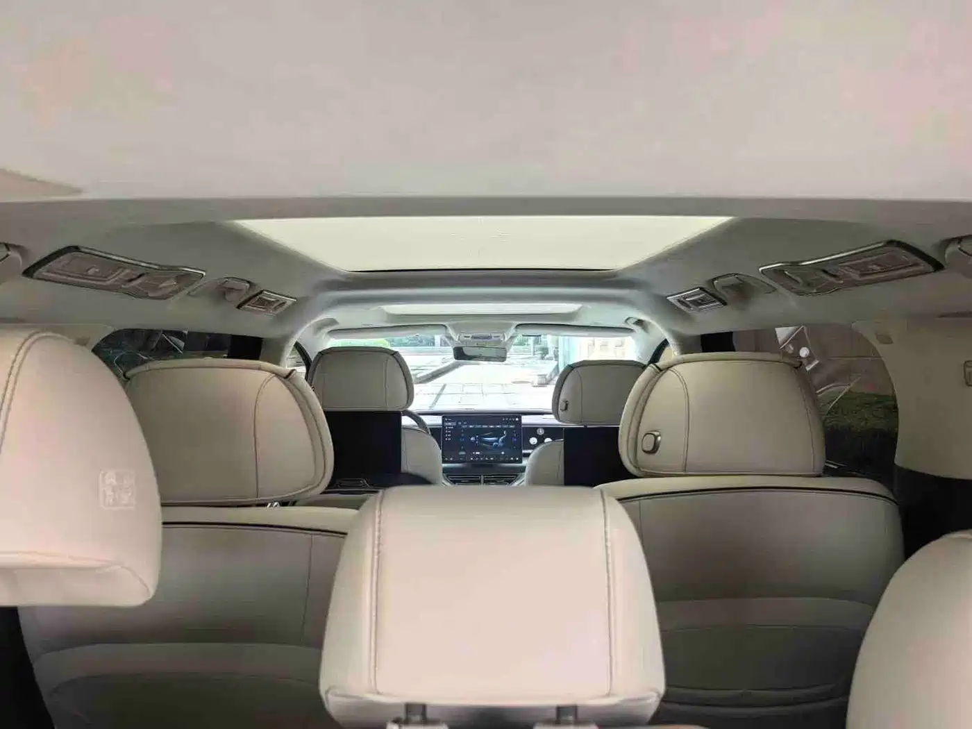 Denza D9 2025 2024 DM-i 980 AWD Flagship