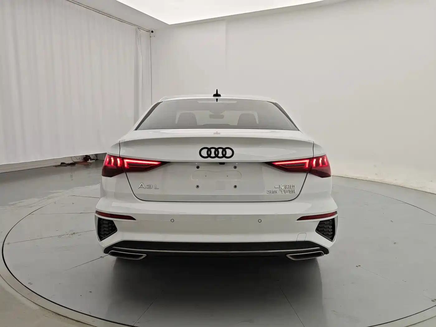 Фото 8 - Audi A3