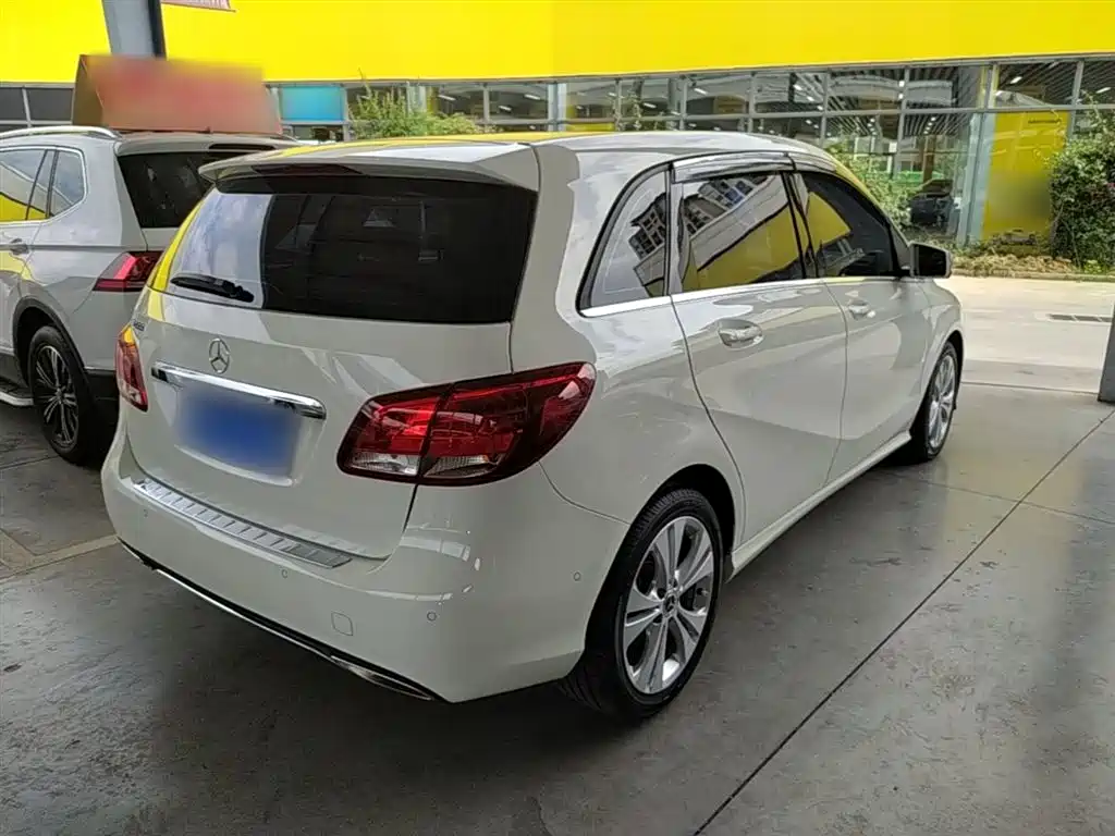 Mercedes-Benz B-Class 2019 B 200 Dynamic фото 7