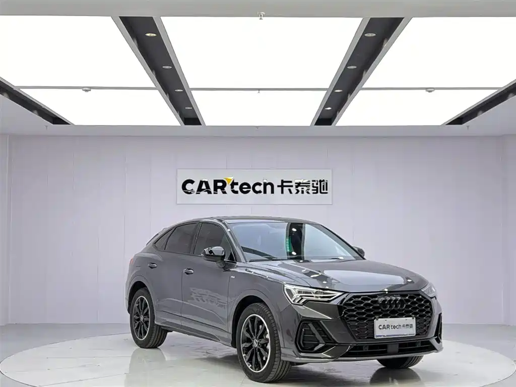 Audi Q3 Sportback 2023 40 TFSI Fashion фото 7