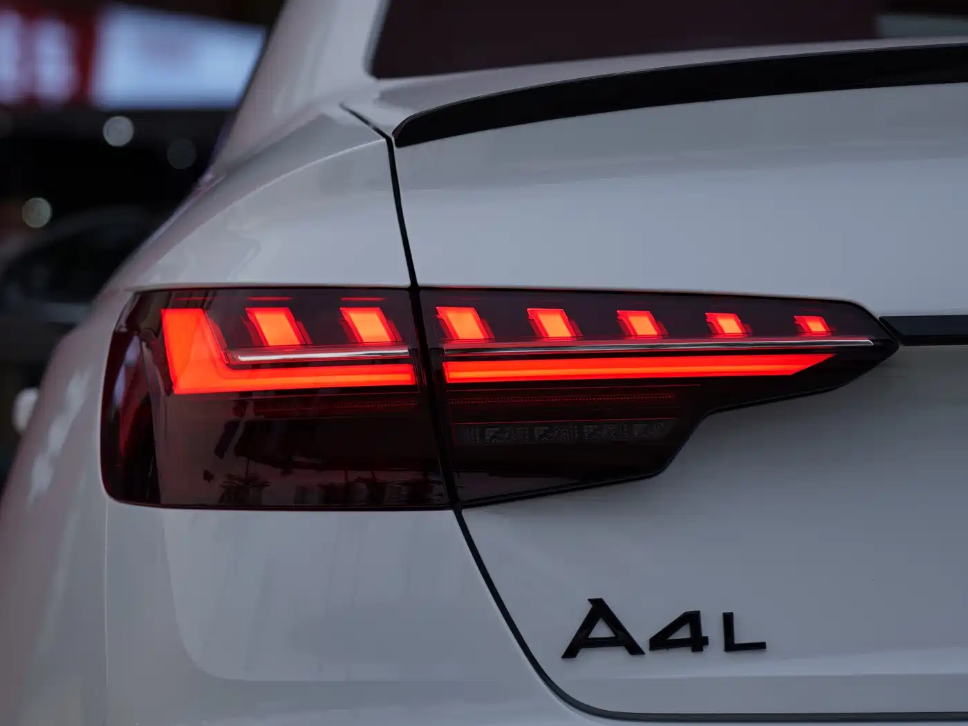 Audi A4L 2022 40 TFSI Luxury Dynamic фото 4