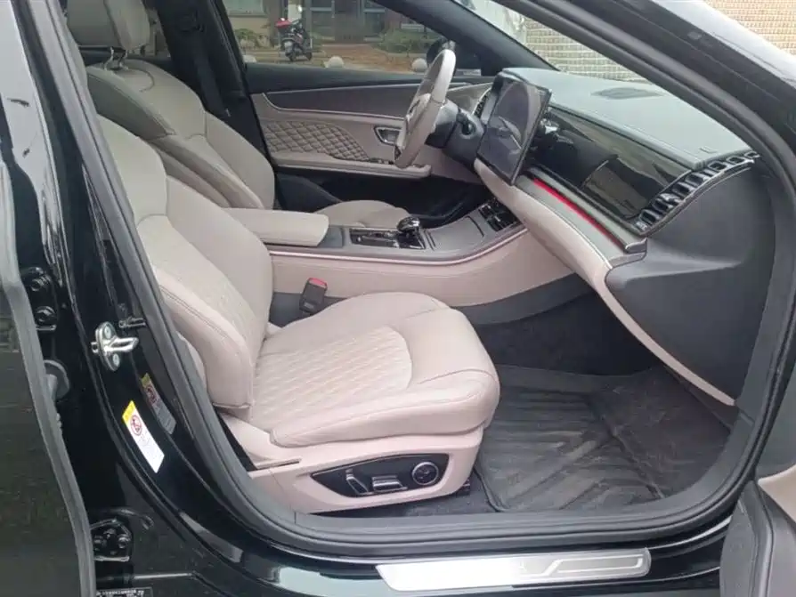 BYD Han 2024 Model DM-i Glory Edition 121KM Premium Type фото 11