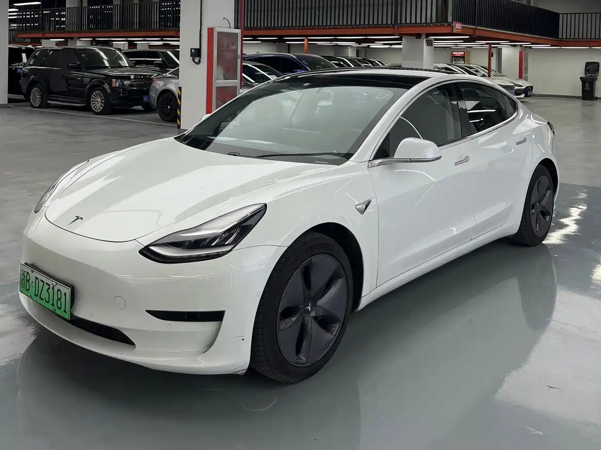  Tesla Model 3 (Import) 2019 Standard Range RWD Upgraded Edition