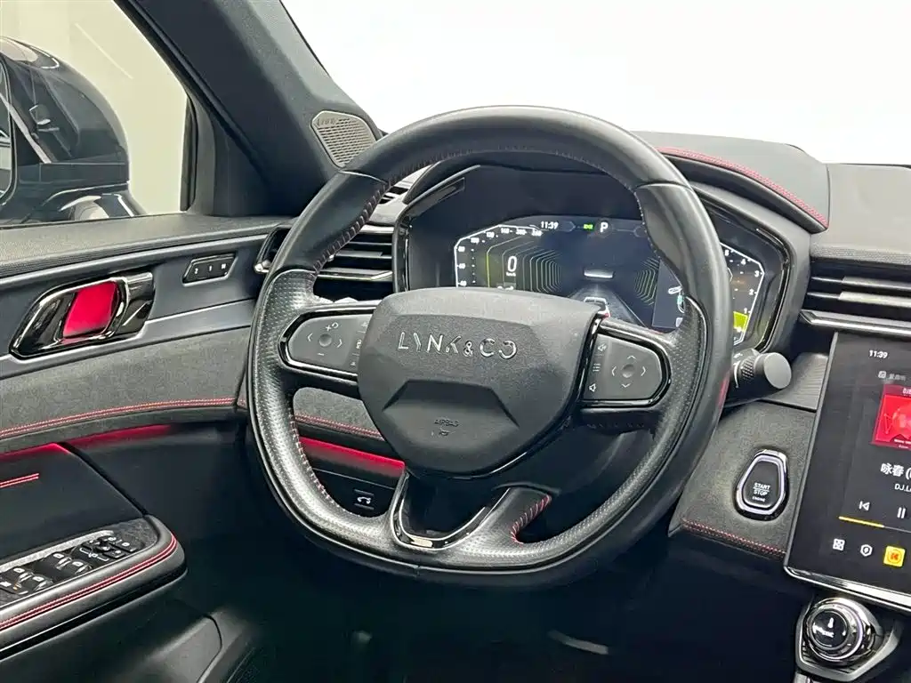 Lynk & Co 05 2020 2.0TD 4WD Halo Edition фото 22