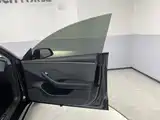 Фото 25 - Tesla Model 3
