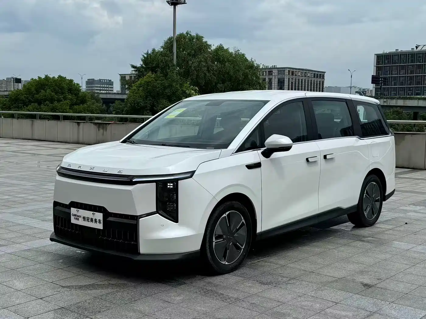 SAIC Maxus Dajia 7 2024 Model Super Hybrid Long Range Deluxe Edition