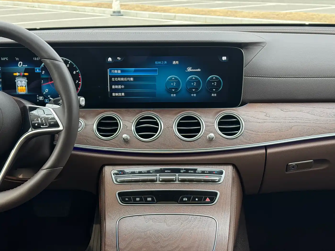 Mercedes-Benz E-Class 2022 E 300 L Luxury фото 7