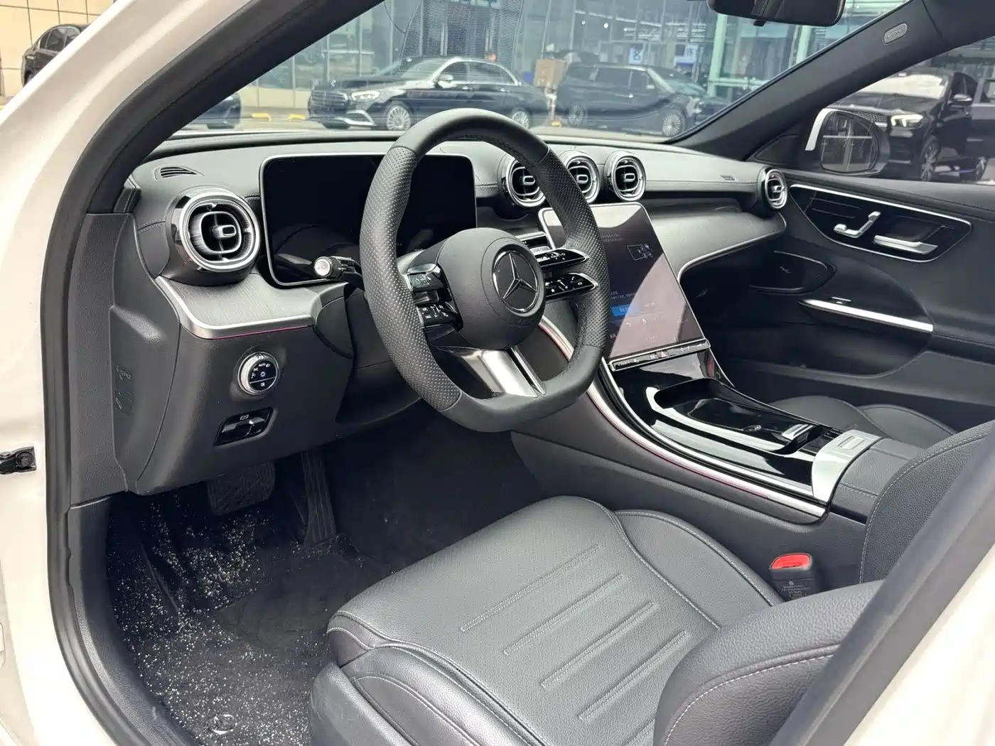 Mercedes-Benz C-Class 2023 C 260 L Sport фото 4