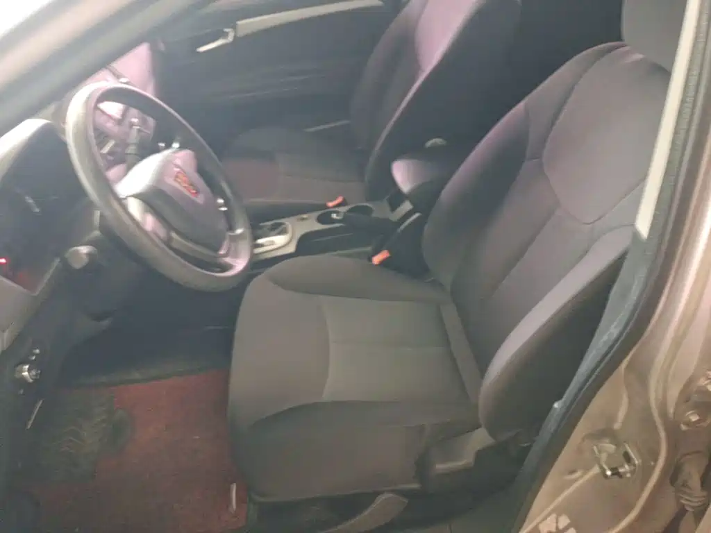 Roewe 350 2015 2015 Model 1.5L Automatic Luxury Sunroof Edition