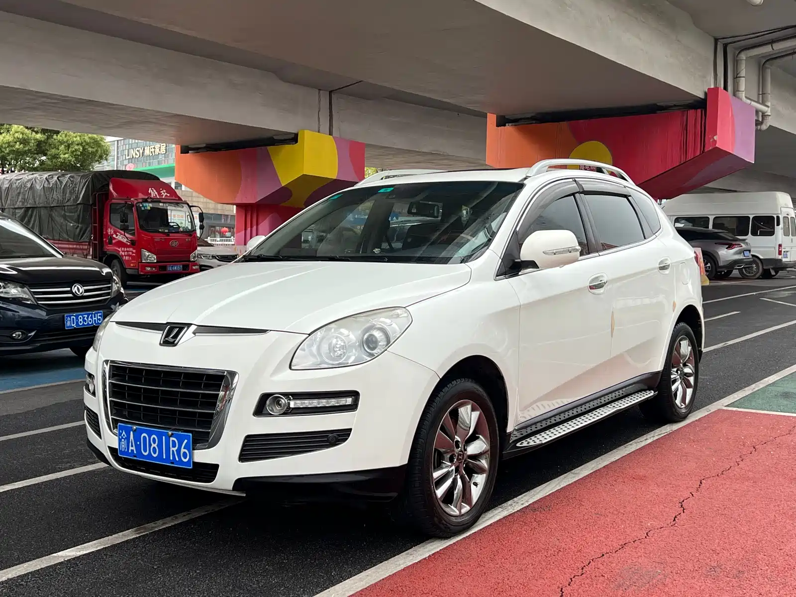 Фото 1 - Luxgen Luxgen7 SUV