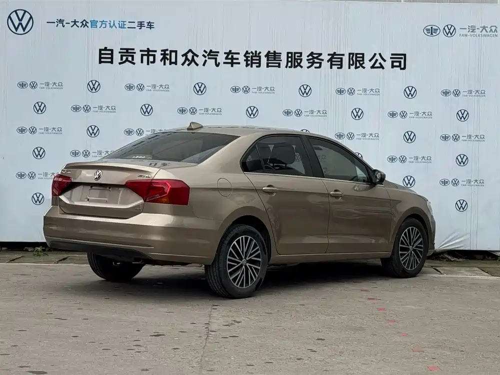 Volkswagen Jetta 2019 Dream Edition 1.5L Auto Comfort фото 5