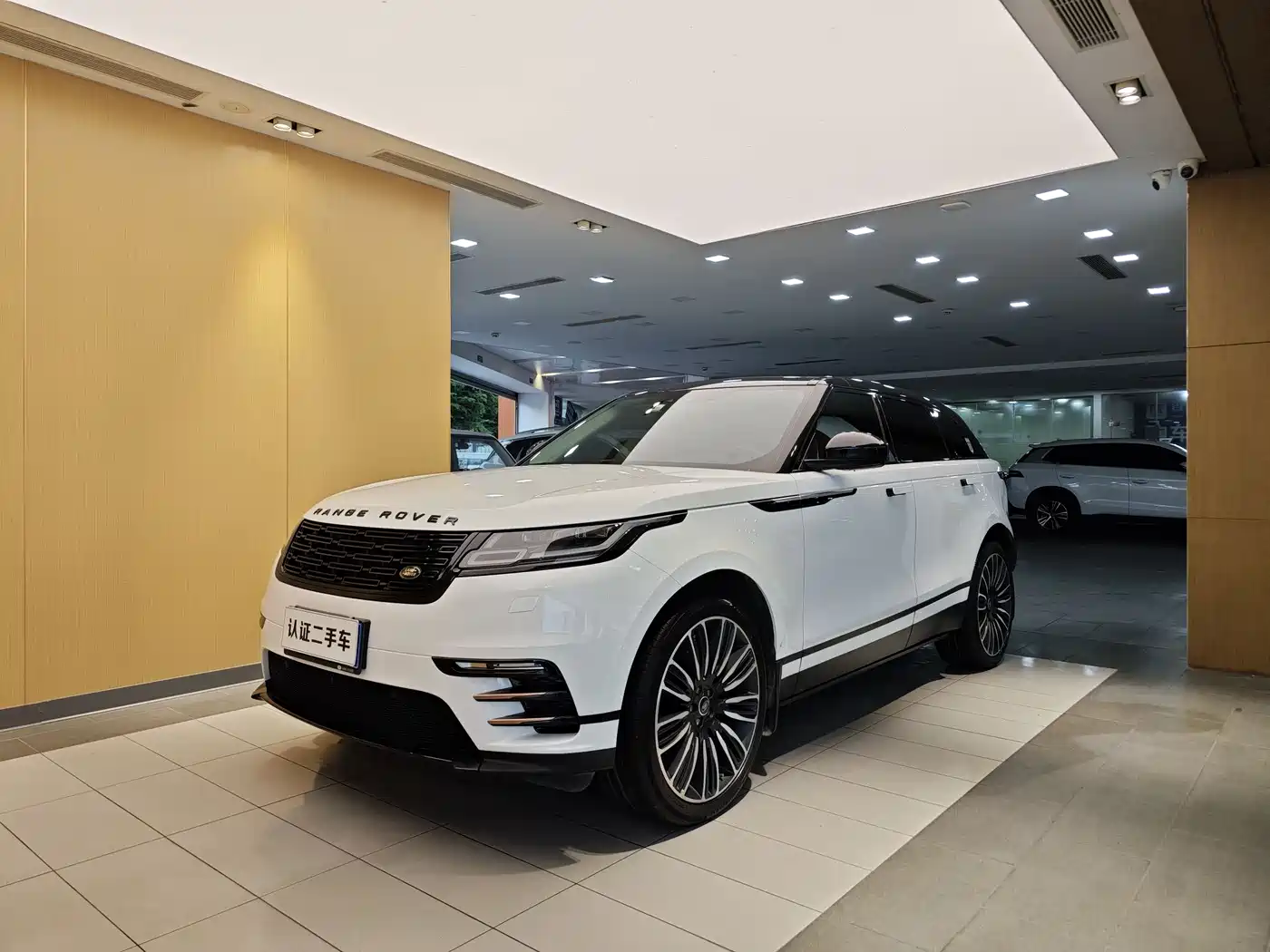 Land Rover Range Rover Velar
