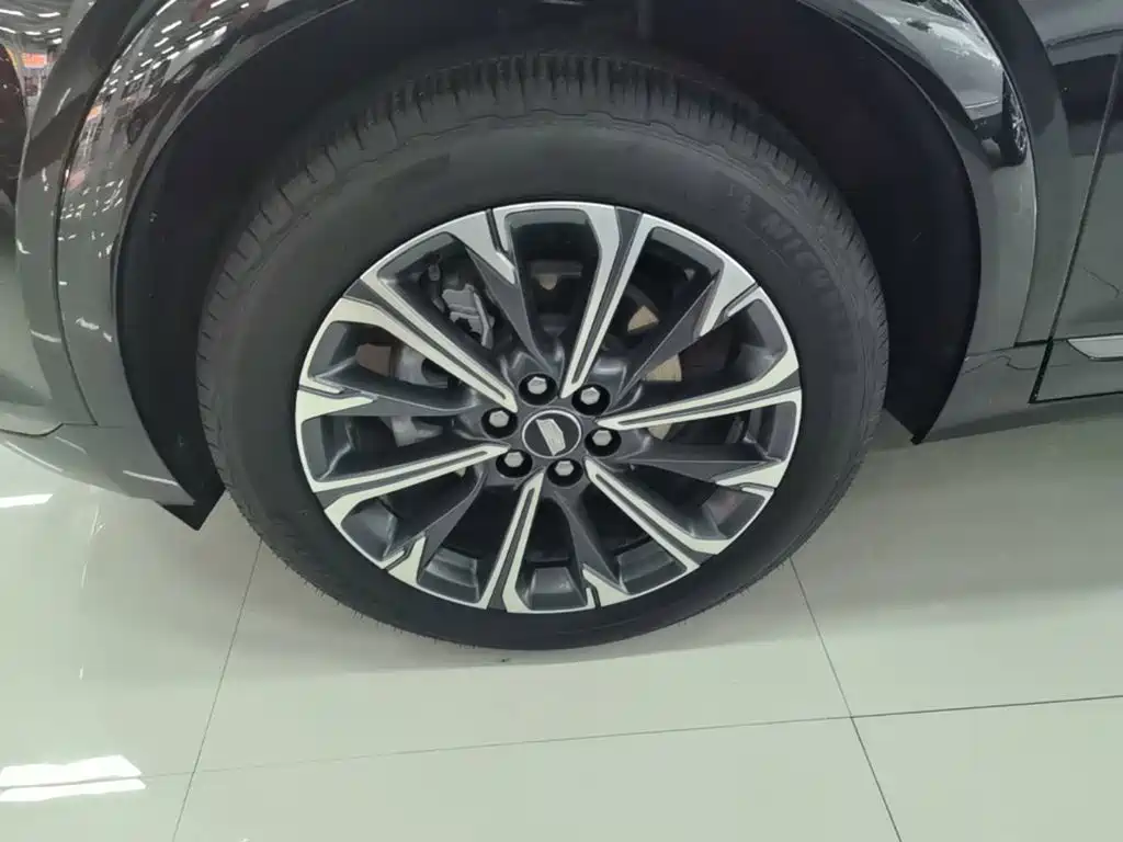 Cadillac XT5 2024 2025 2.0T Luxury