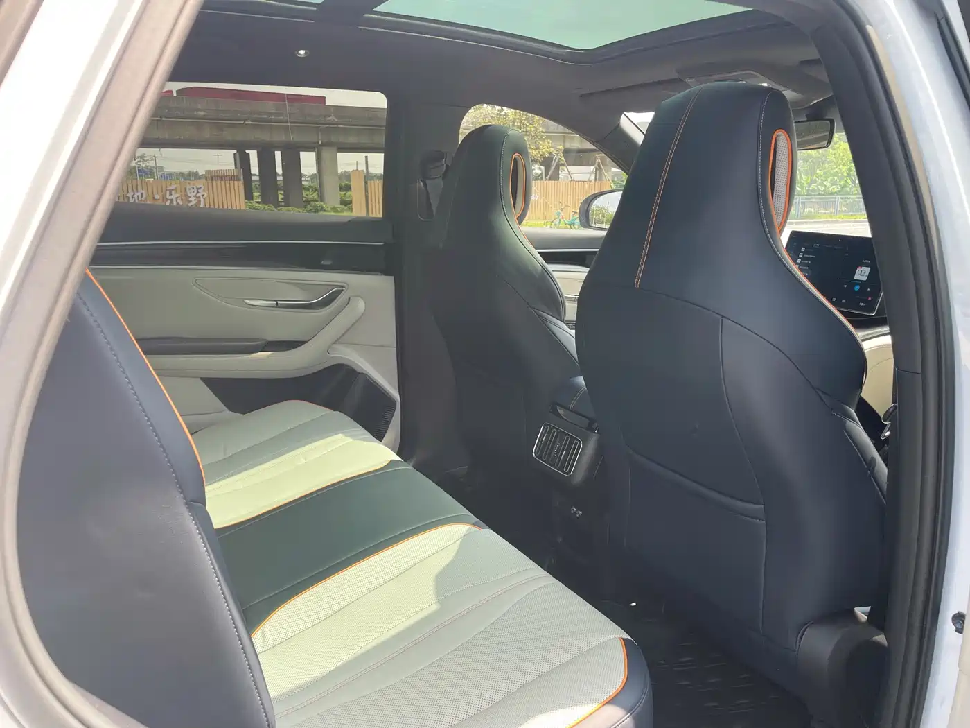 BYD Song PLUS PHEV 2021 DM-i 51KM Honor фото 26