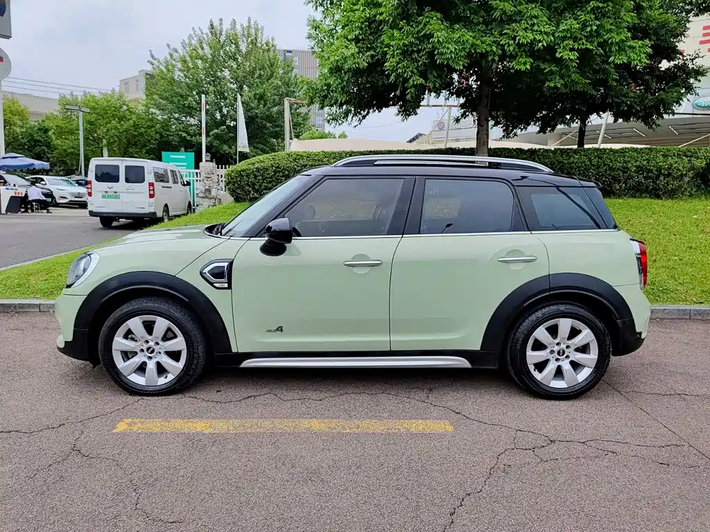 Фото 3 - MINI COUNTRYMAN