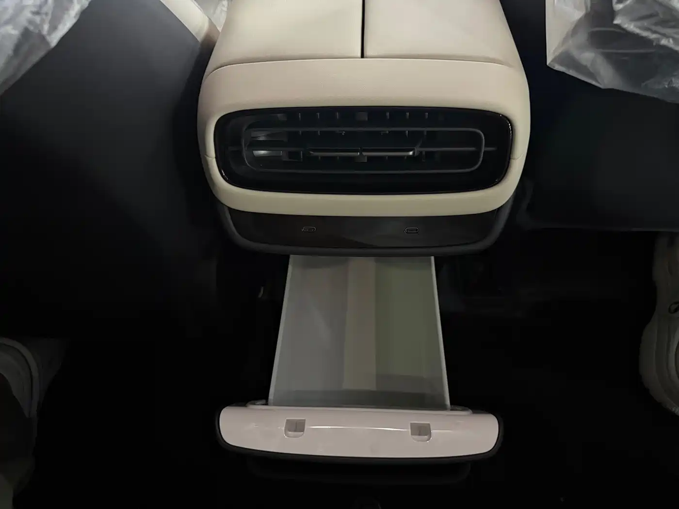 Xiaomi Auto Xiaomi SU7 2024 AWD Extended Range Advanced Smart Driving Max Edition фото 14