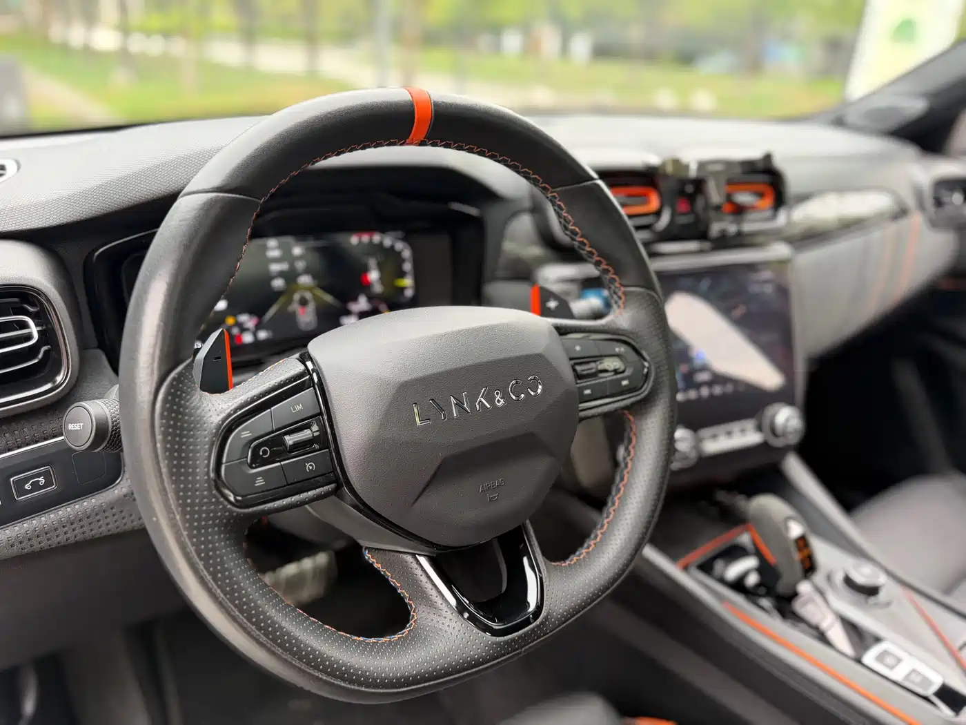 Lynk & Co 02 Hatchback 2022 2021 2.0TD Halo