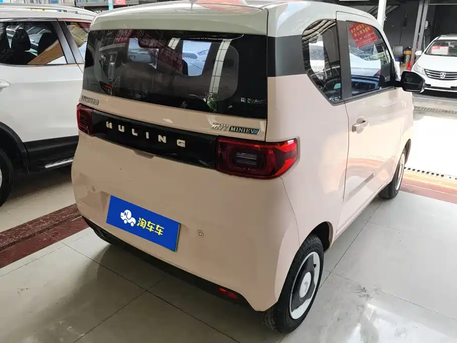 Фото 3 - Wuling Motors Hongguang MINIEV