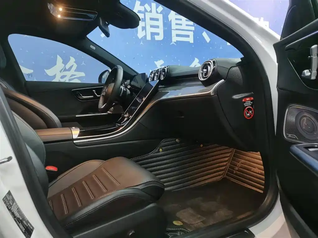 Mercedes-Benz C-Class New Energy 2023 C 350 eL фото 9