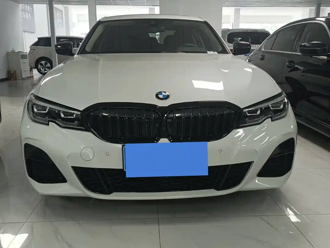 BMW 3 Series 2022 325Li M Sport Shadow Edition фото 2