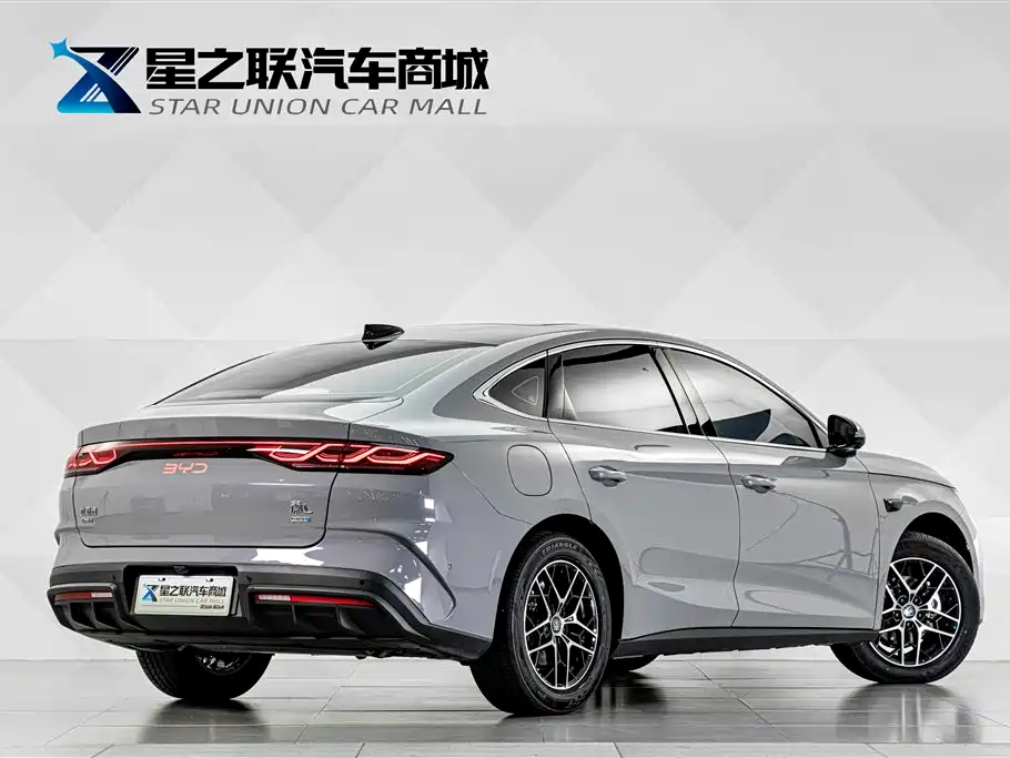 BYD Qin L 2026 2026 Model DM-i 210KM Superior Edition