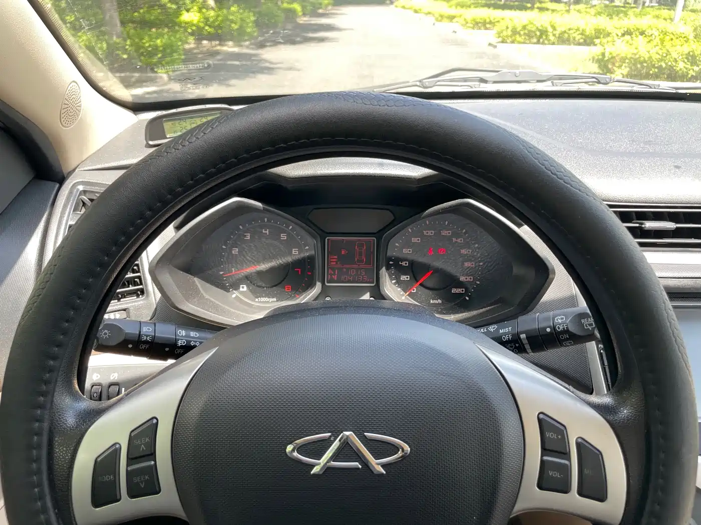 Chery Fengyun 2 2015 2013 Hatchback 1.5L AMT Sharp Edition