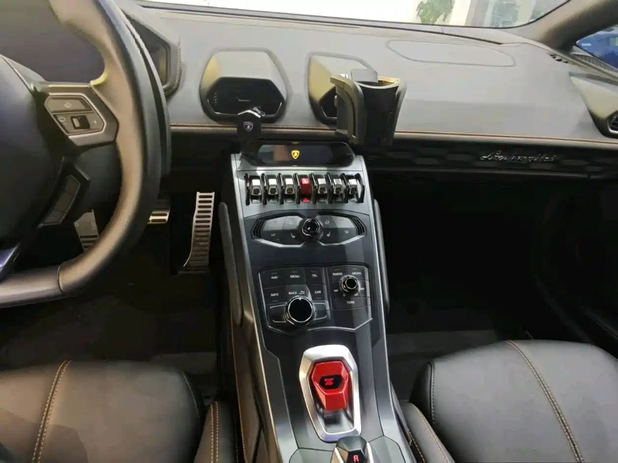 Lamborghini Huracán 2016 LP 600-4 Limited Edition фото 8