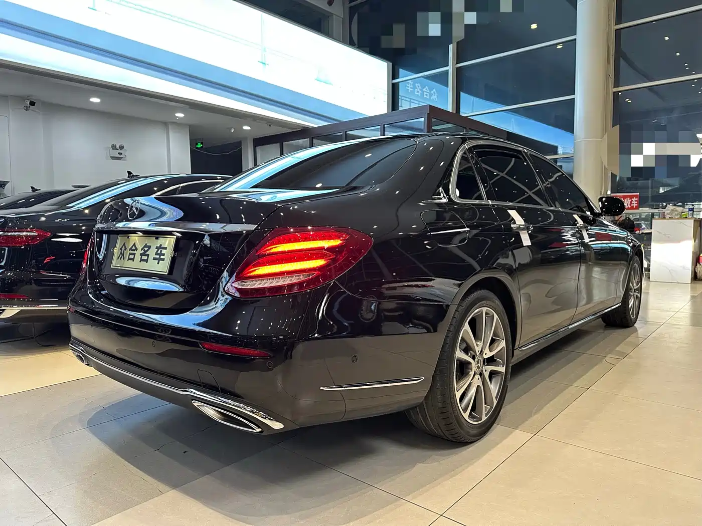 Mercedes-Benz E-Class 2019 E 300 L Luxury фото 7