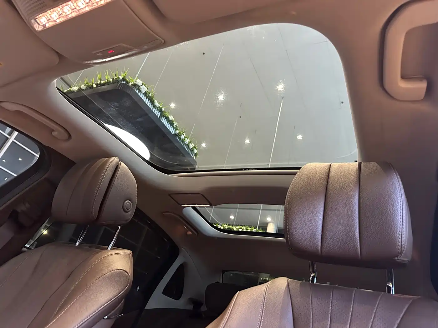 Mercedes-Benz E-Class 2019 E 300 L Luxury фото 18