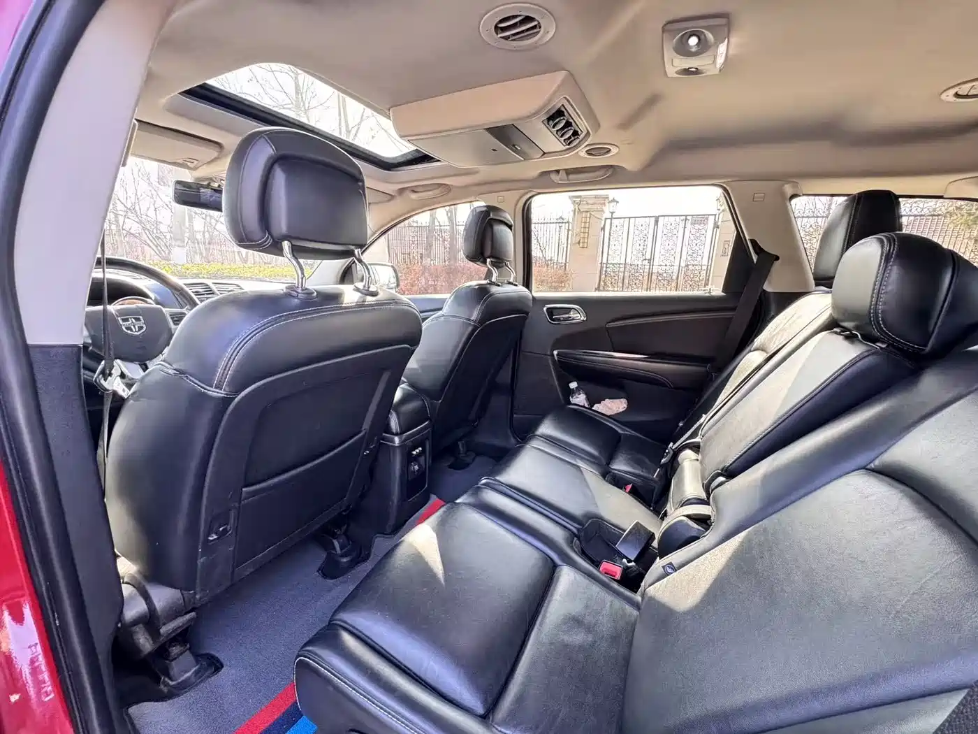 Dodge Journey 2013 2013 Model 2.4L 2WD Premium Edition