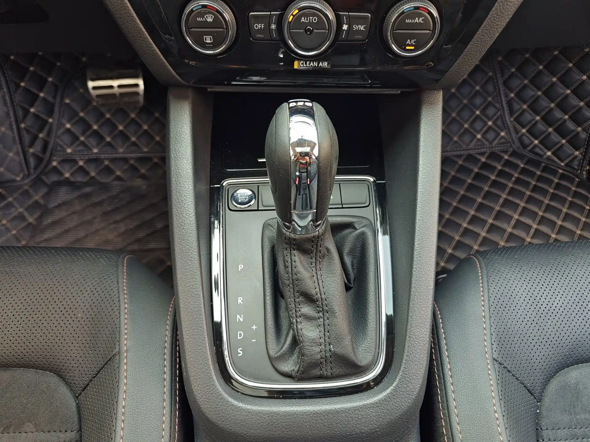 Фото 26 - Volkswagen Sagitar