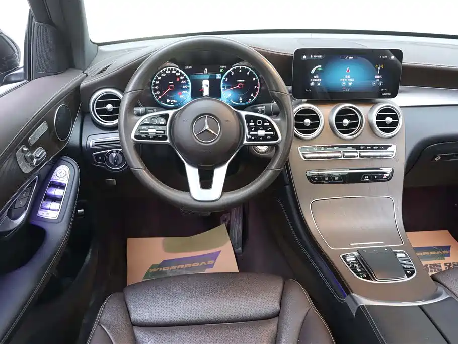 Mercedes-Benz GLC 2020 GLC 300 L 4MATIC Dynamic фото 28
