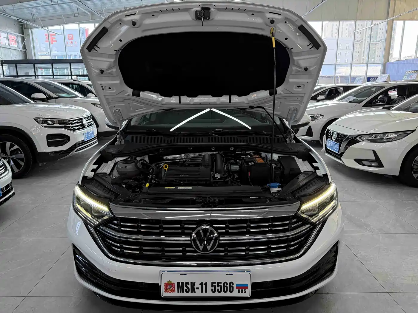 VOLKSWAGEN SAGITAR