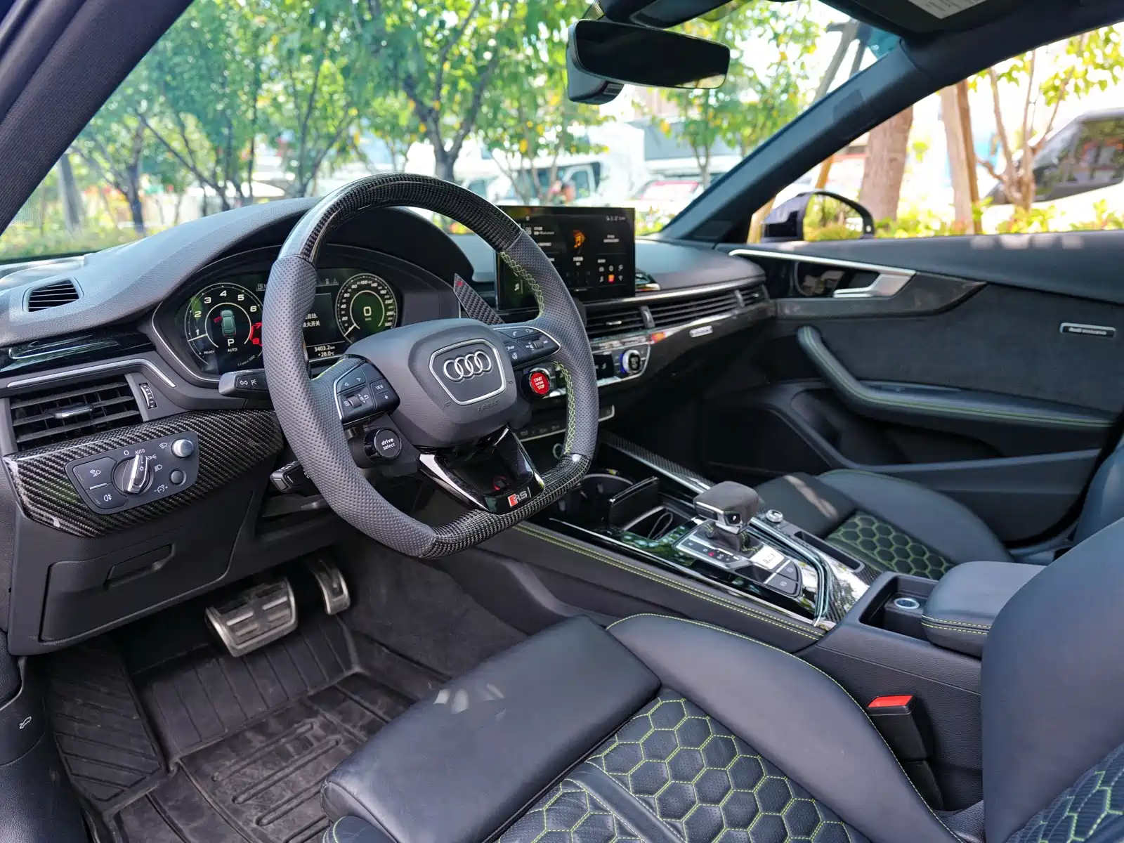 Фото 6 - Audi RS 4