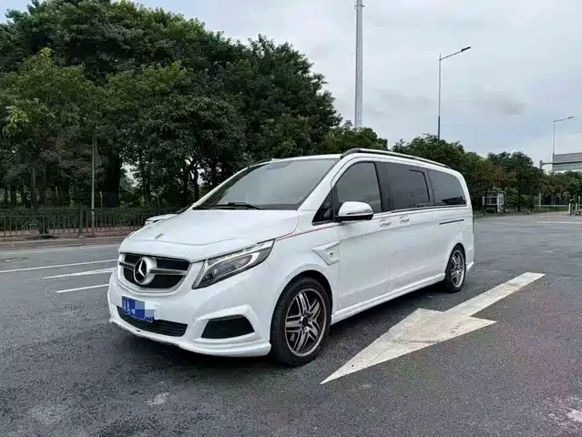 MERCEDES-BENZ V CLASS