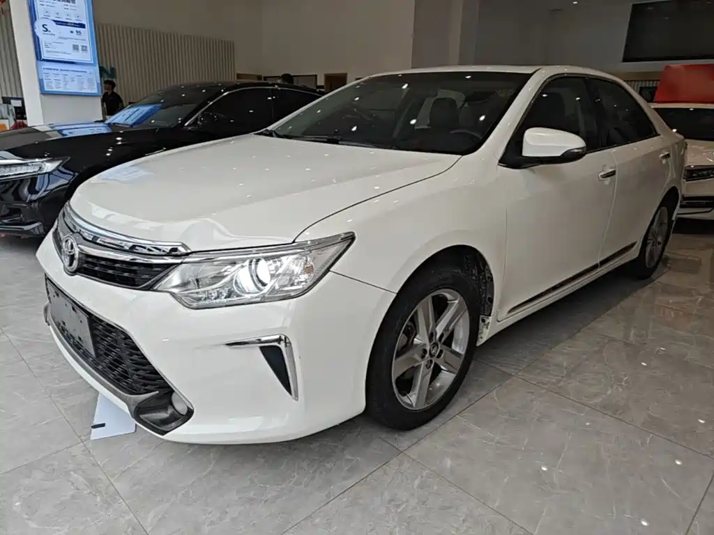 Photo 1 - Toyota Camry
