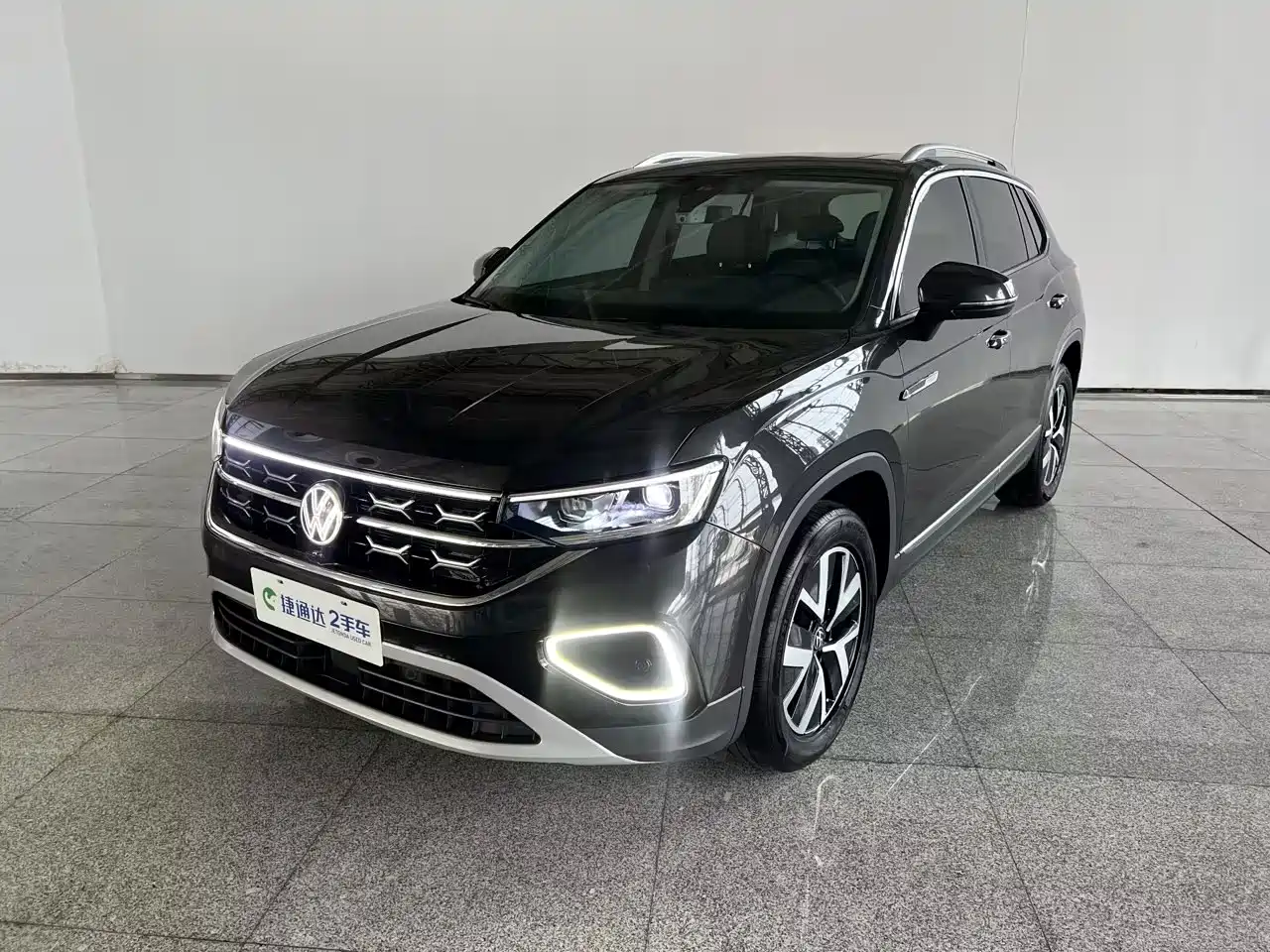 Volkswagen Tayron 2025 2024 300TSI 2WD Luxury Plus Advanced