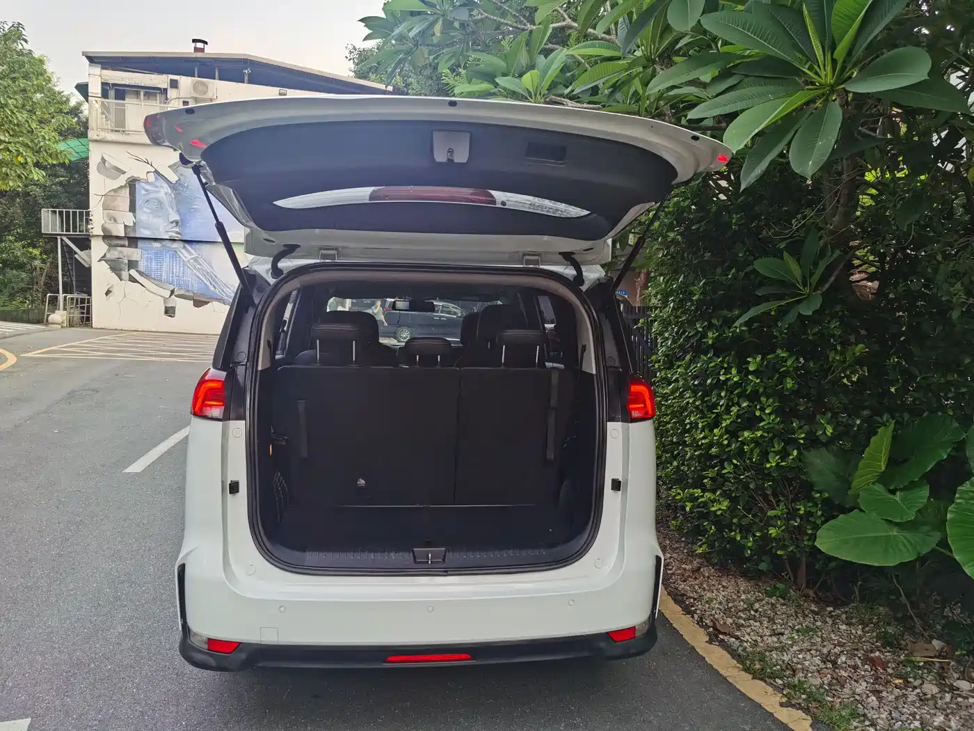 SAIC Maxus Maxus G50 2019 1.5T Automatic Elite Edition China VI фото 14