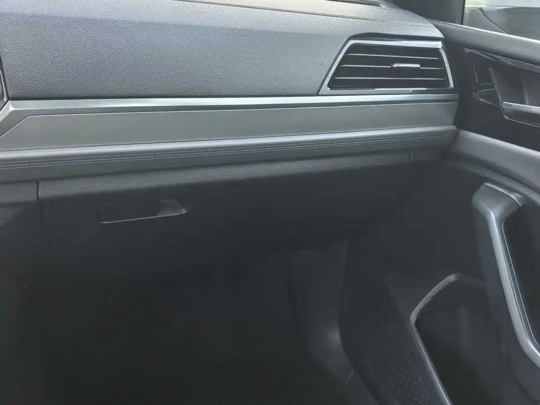 Volkswagen Sagitar 2019 280TSI DSG Comfort Edition China VI фото 16