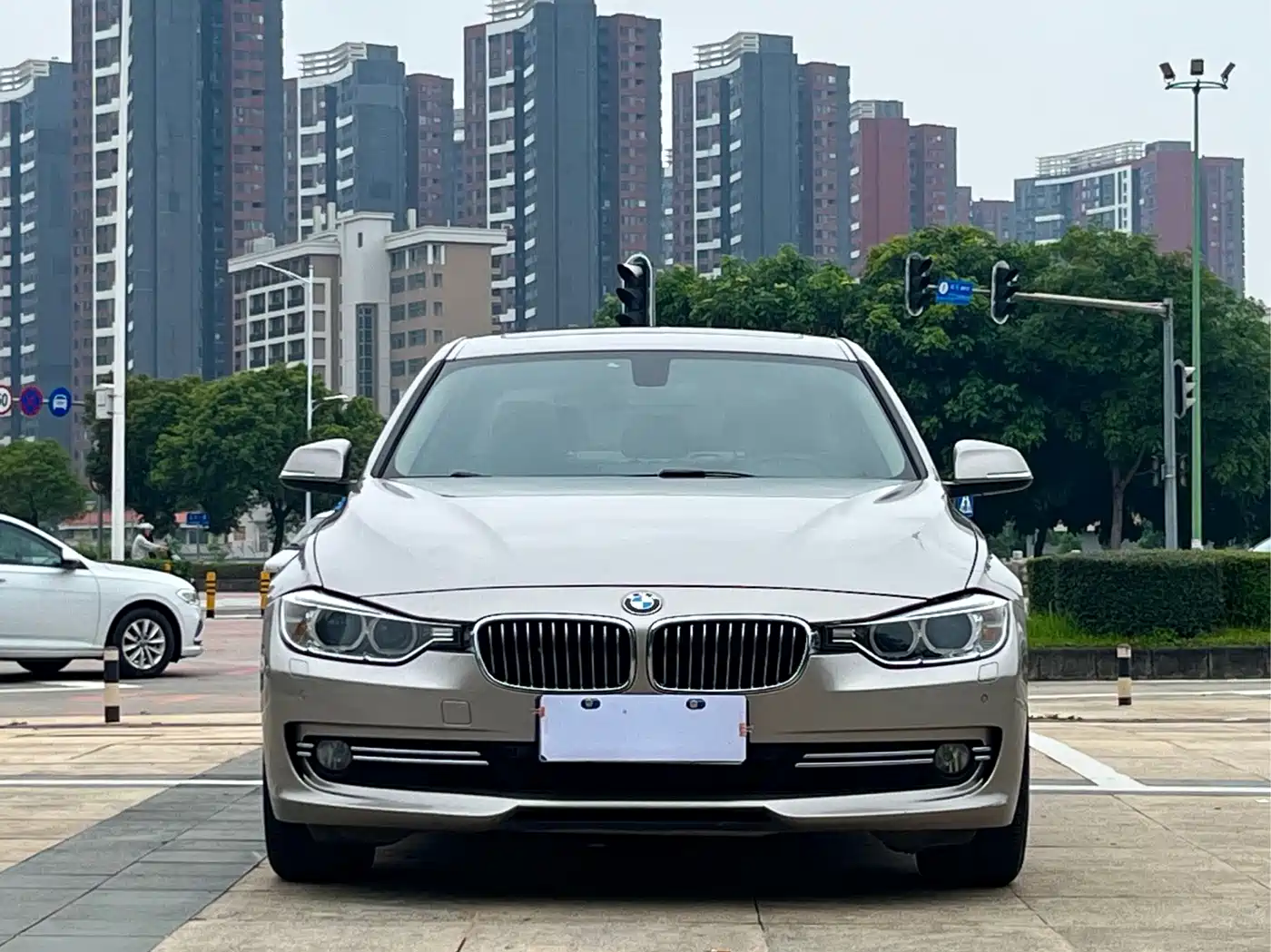 Фото 2 - BMW 3 Series