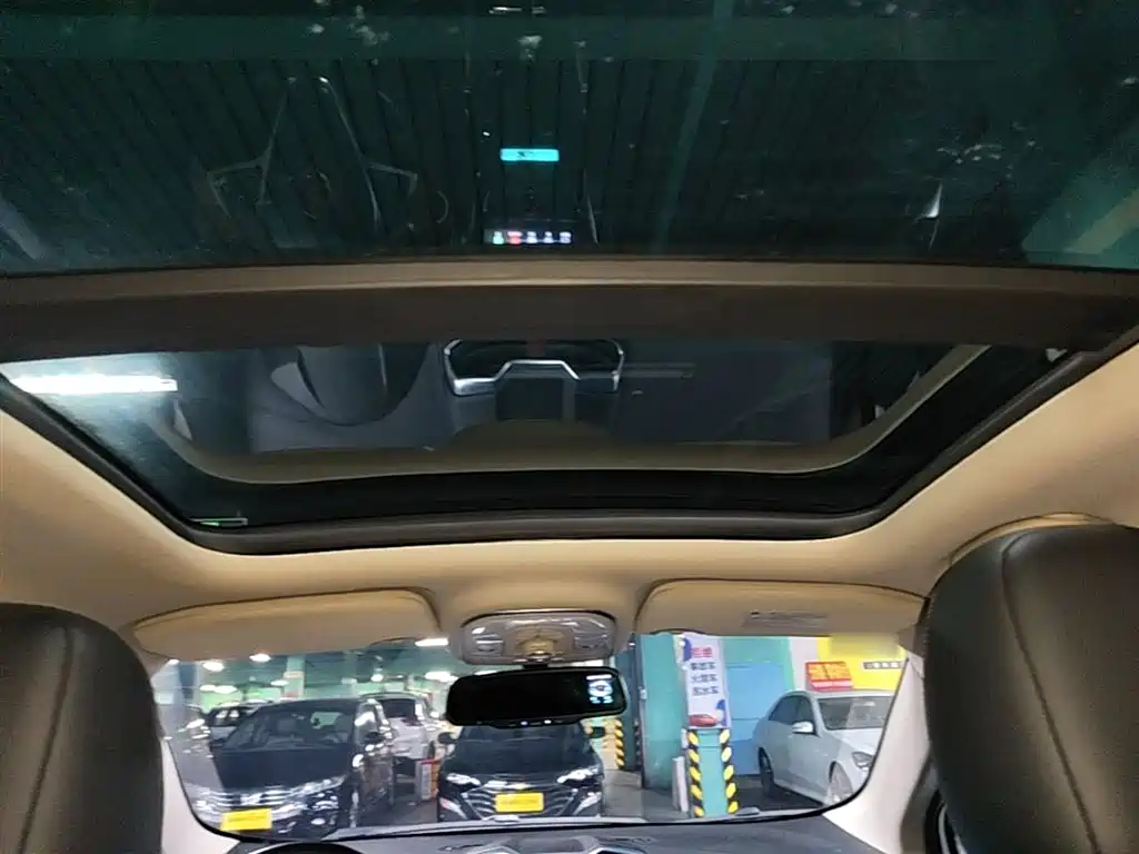 BYD Yuan 2016 1.5TID Automatic Honor фото 18