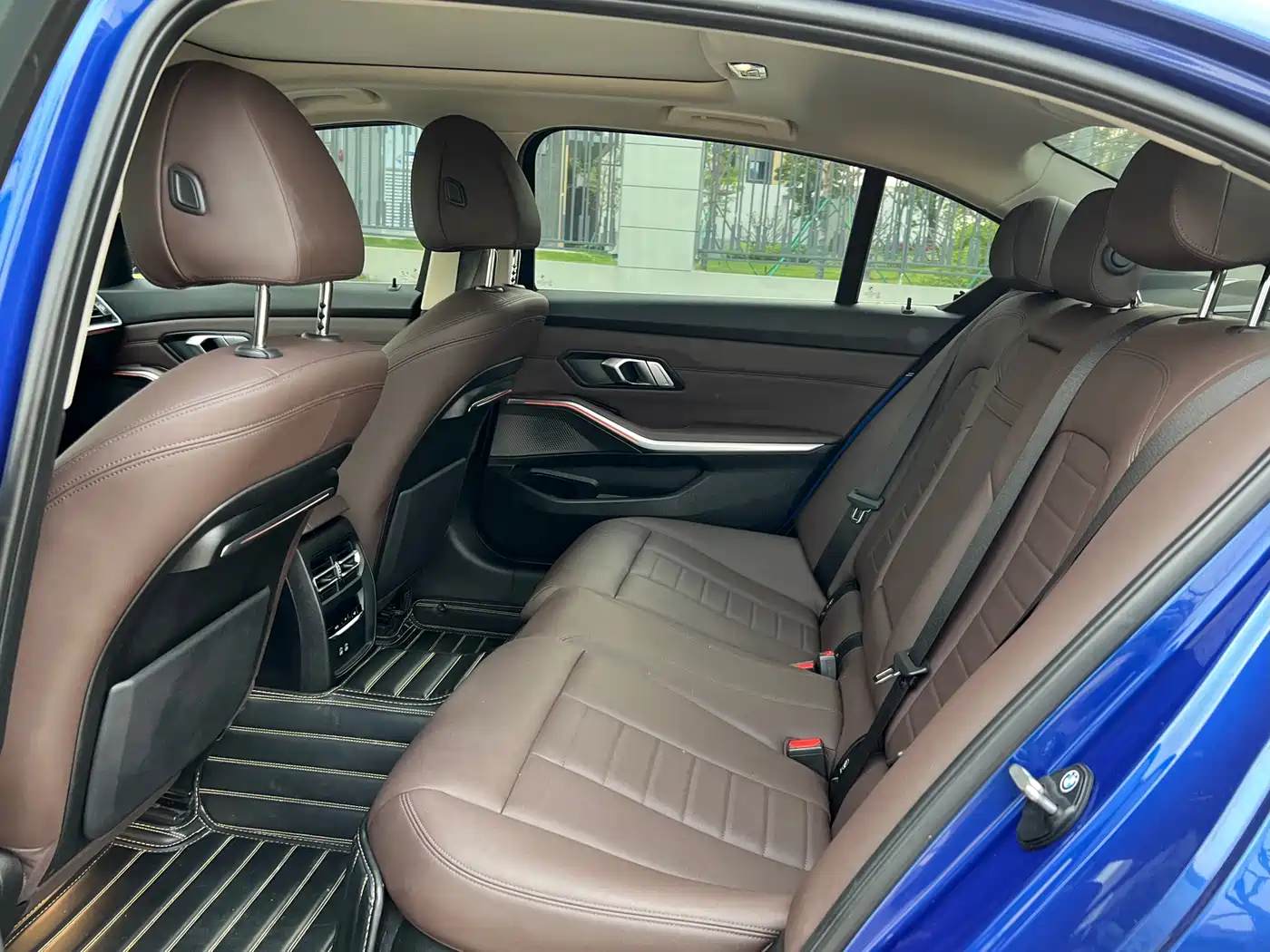 BMW 3 Series 2020 325Li M Sport Package фото 10
