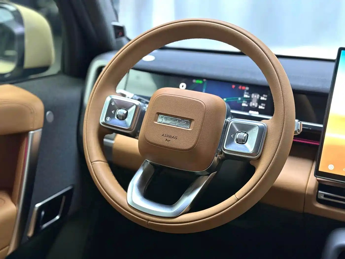 iCAR V27 2026 2026 200KM AWD Falcon 500