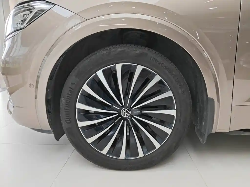 Volkswagen Viloran 2021 2020 380TSI Premium